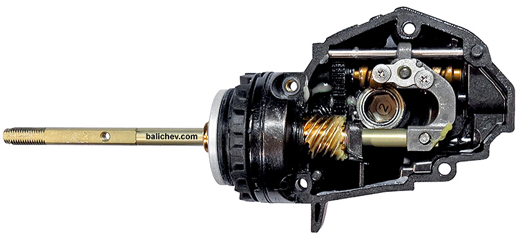 shimano_20_twin_power_06.jpg